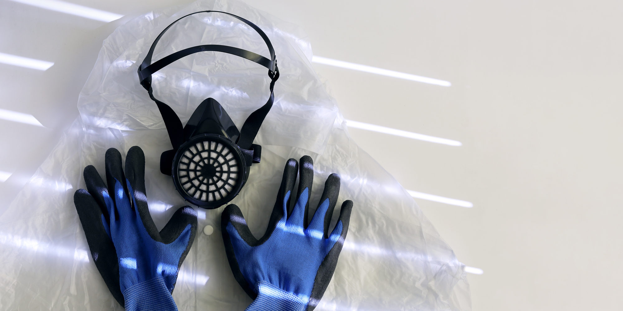 Protect the respiratory system and skin during work and from inf